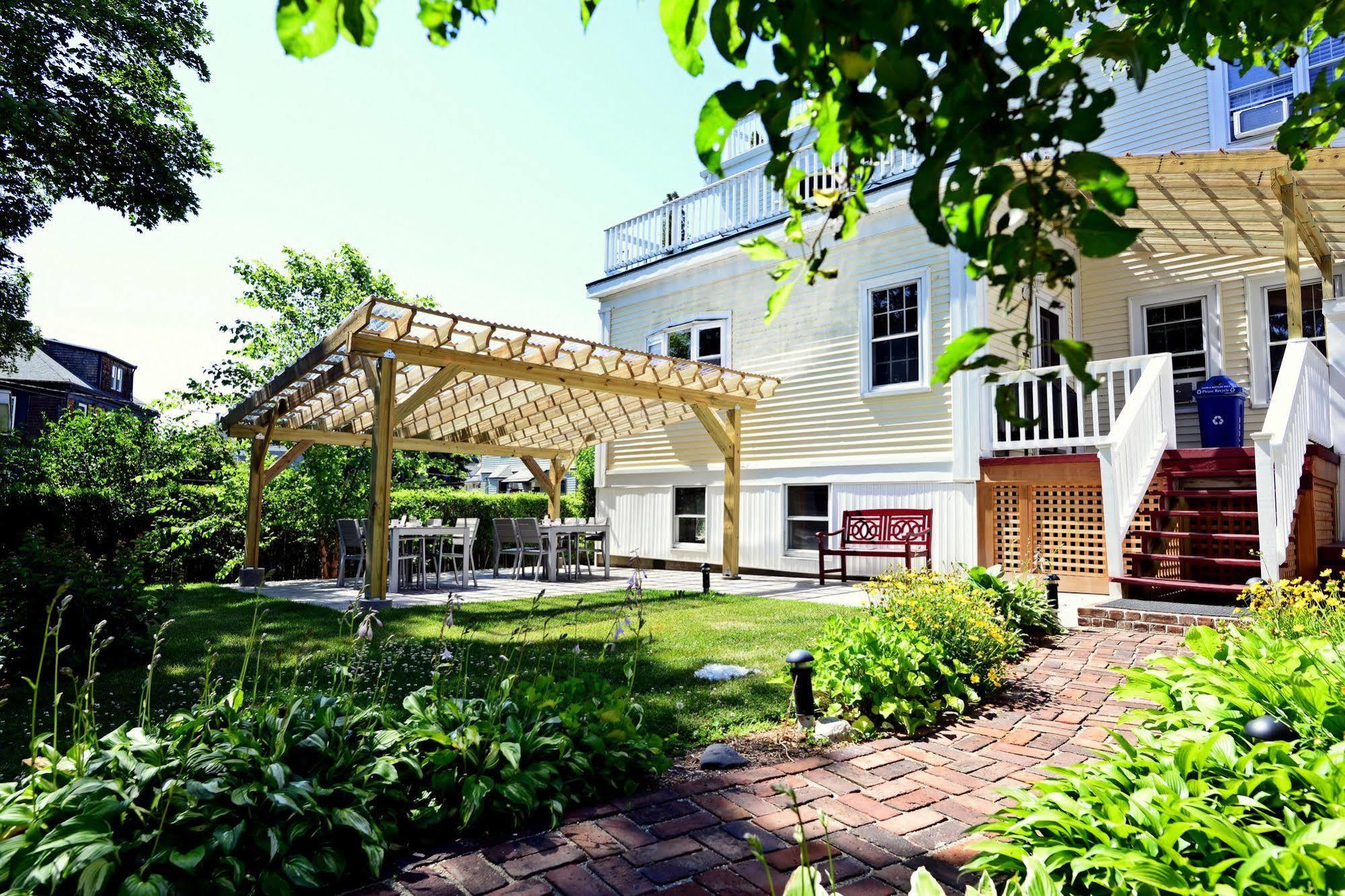 Beech Tree Inn And Cottage Νιούπορτ Εξωτερικό φωτογραφία